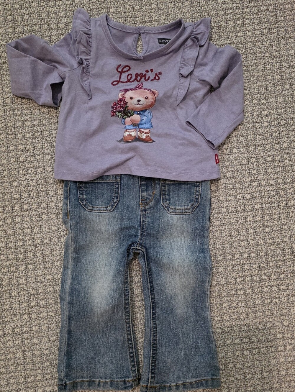 Levi’s Baby Girl 2-Piece Outfit Set – Ruffle Top & Denim Pants – Cute Teddy Bear